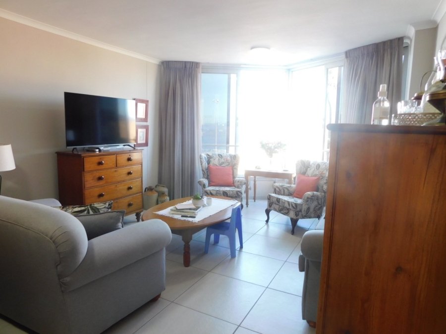 To Let 3 Bedroom Property for Rent in Strand Central Western Cape